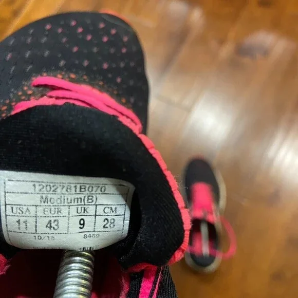 Brooks Women's Glycerin 16 1202781B070 Black Running Shoes Sneakers Size 11 B - Picture 7 of 7